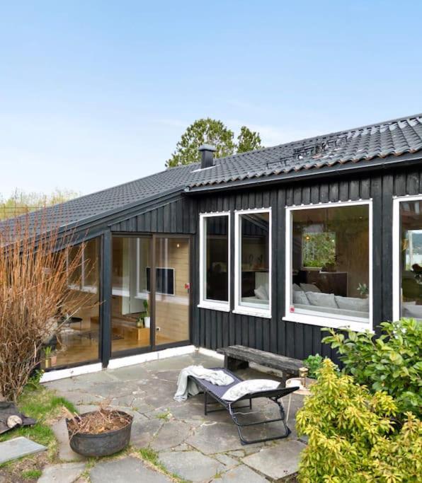 Tranquil Haven Villa Ålesund Exterior foto